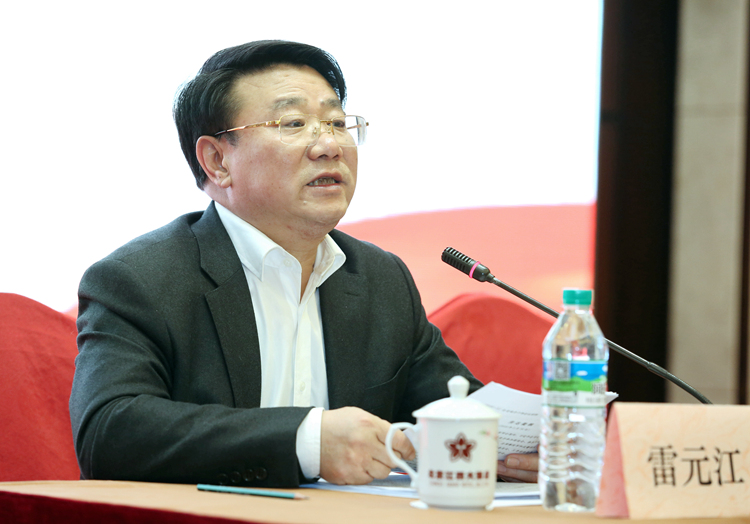 江西省政協(xié)副主席、省工商聯(lián)主席雷元江.JPG